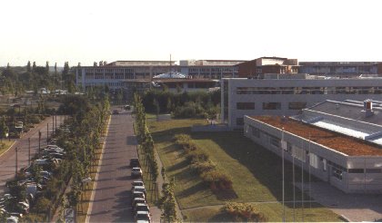 der Neubau am Horizont